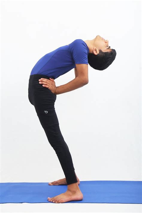 ardha chakrasana  wheel pose  yogi hut