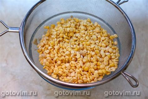 Гороховая каша с тушенкой. Рецепт с фото