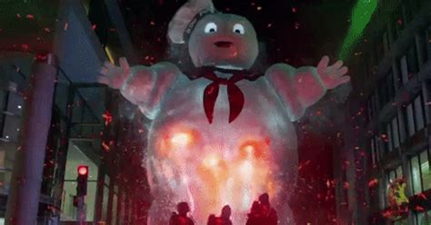 Photo: The Stay Puft Marshmallow Man is Back for 'Ghostbusters' Reboot