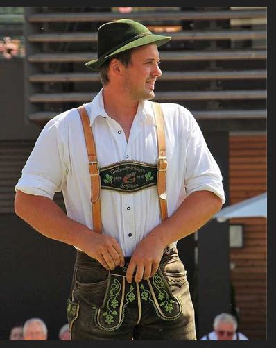 Oktoberfest costumes - Seogentrychoice - Medium