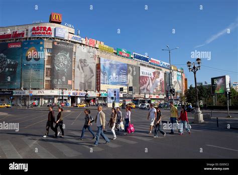 Bucharest Romania The Unirea Shopping Center On The Square Of The