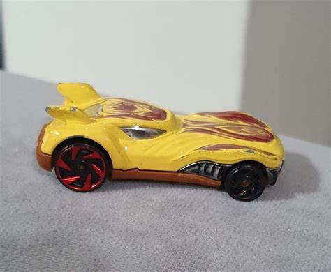Hot Wheels Shark Chomp Transporter Hobbies Toys Toys Games On Carousell