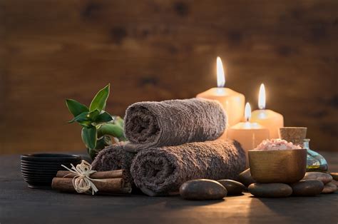 Using Aromatherapy as a Sleep Aid | AlarmBuzz