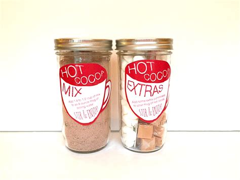 DIY Hot Cocoa Gift Set In A Jar