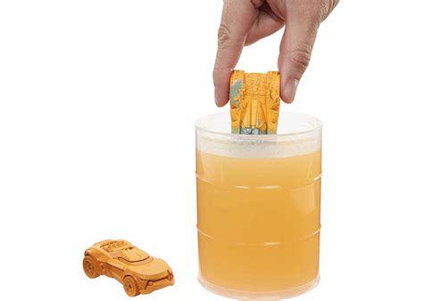 Купити Набір 2 Машинки Хот Вілс 1 64 Змінюваний Колір Hot Wheels Color Reveal GYP13 за ціною 499