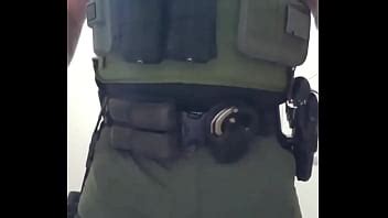 Policial Sacudo Mija E Exibe Seus Dotes XVIDEOS