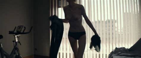 Nude Video Celebs Elizabeth Debicki Nude The Burnt Orange Heresy 2019