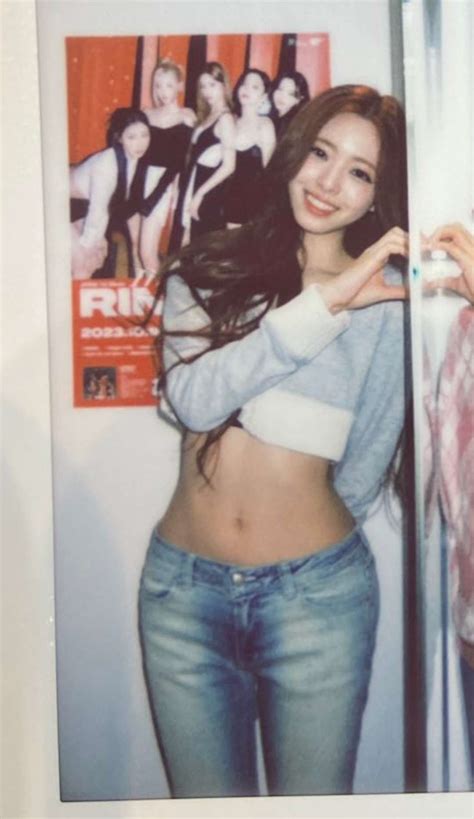 ITZY Yunas Body Is Legendary Pannkpop