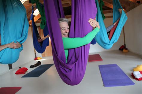 Yoga Workshop Aerial Yoga Meditatie Aan De Oever Oeverlicht