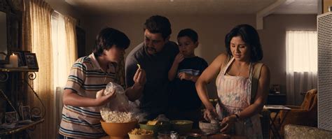 Flamin Hot La Historia De Los Cheetos Picantes Filmfilicos