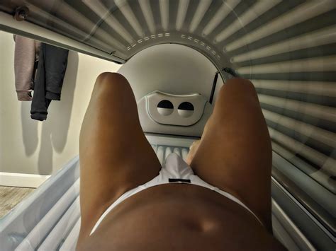 Tanning Nude Pics Xhamster