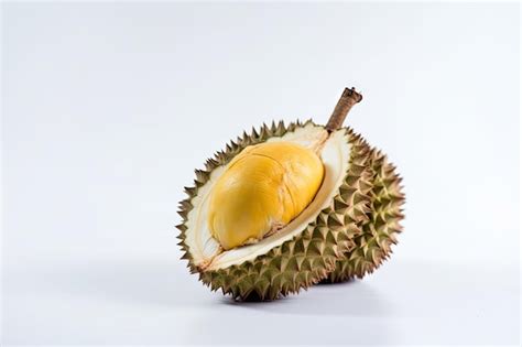 Un Durian Con Una Piel Amarilla Y Una Gran Hoja Amarilla Foto Premium