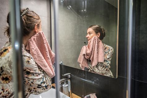 Night Routine Pictures Download Free Images On Unsplash