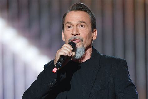 Florent Pagny Atteint Dun Cancer D Pensier Et Flambeur Il A