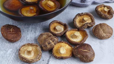 Shiitake Mushrooms A Complete Guide Red House Spice