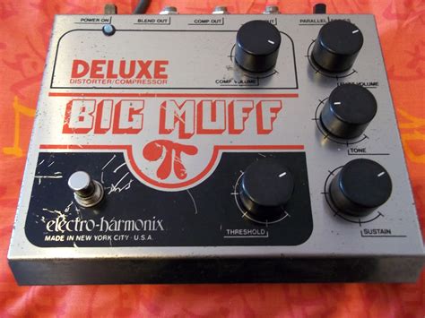 Electro Harmonix Big Muff Pi Deluxe Image 671923 Audiofanzine