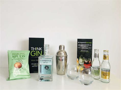 Gin Gifts, Best Gin Gift Sets & Craft Gin Gift Boxes for Gin Lovers | Think Gin Club