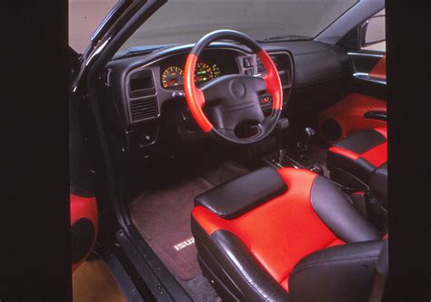 1999 Isuzu VehiCross: Going far out | Remember Road