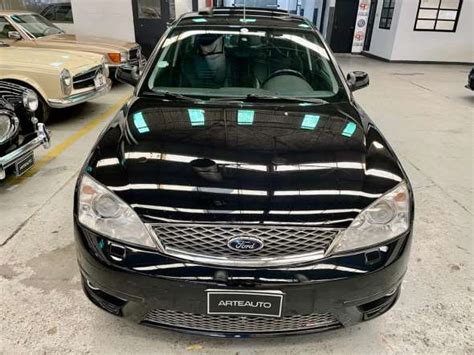 Ford Mondeo ST 220 V6 USD 15 000