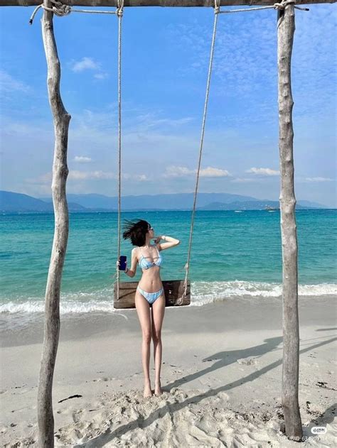 Ảnh gái xinh mặc bikini khoe body quyến rũ nóng bỏng