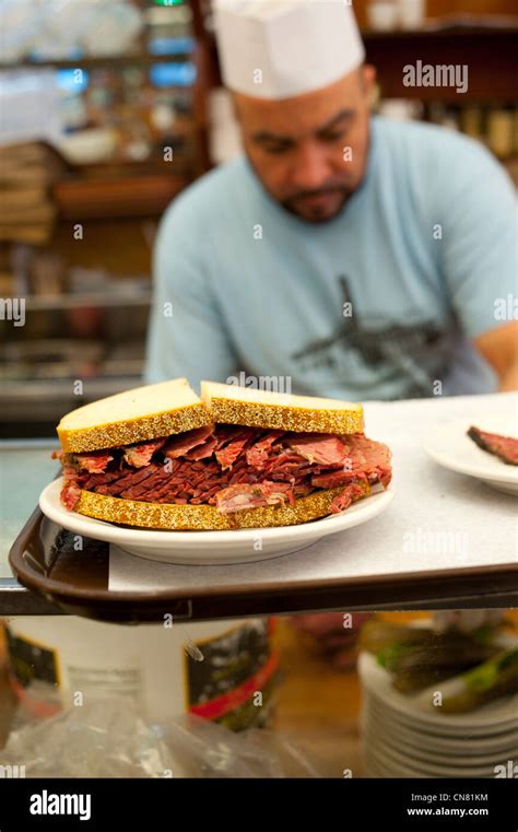 Usa New York City Manhattan Katzs Delicatessen Deli Chef Cook Makes