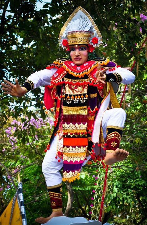 Balinese Actors during a Dance Show Editorial Photography - Image of ...