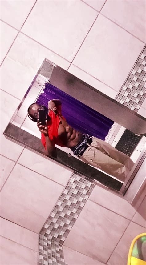 Worlds Most Durable Strongman Abs 2 Porn Pic