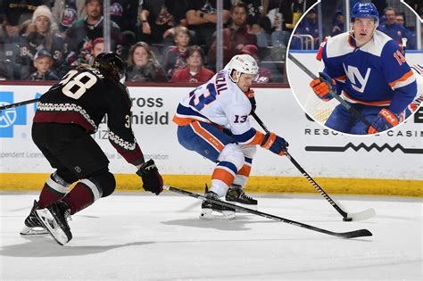 Islanders goalie finally broke through — and then broke