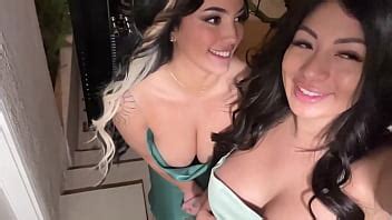 Thick Latinas Tip Their Uber Driver With Dripping Wet Pussy Cami Strella And Nika Venom XNXX