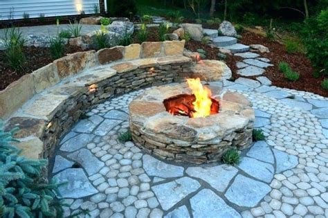 40 Circular Fire Pit Seating Area Ideas - Round Patio Designs