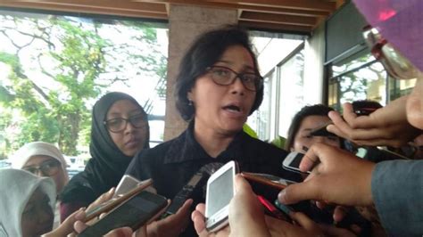 Sri Mulyani Penerimaan Bea Cukai Lampaui Target