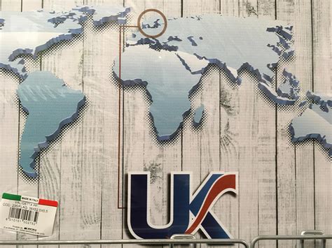 This map showing a wrong position of the UK : r/mildlyinteresting