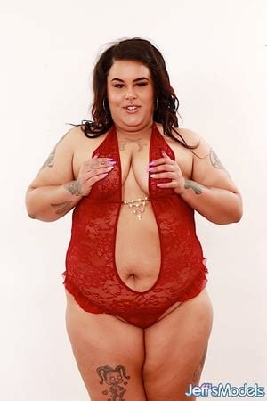 Brunette BBW Spooky Fat Brat Enjoys Pussy Pounding Pics XHamster