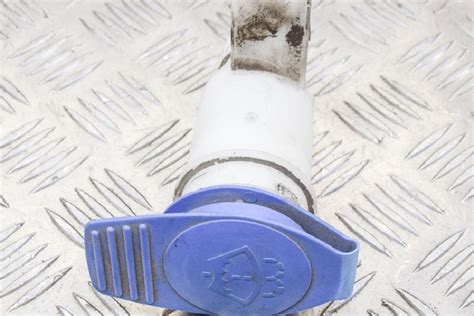 Behälter Scheibenwaschanlage AUDI Q3 (8UB, 8UG) 2.0 TDI 6772512 | B-Parts