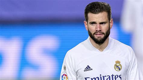 Real Madrid Nacho Prolonge Mosaique FM