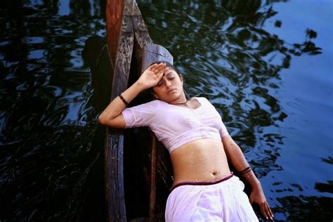 Cinema Daddy Vinutha Lal Actress Hot Photos From Parankimala Movie