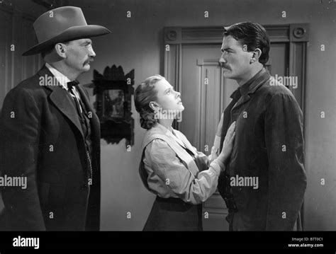 The Gunfighter Year: 1950 USA Gregory Peck, Helen Westcott, Millard ...