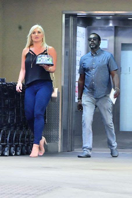 Who is Brooke Hogan dating? Brooke Hogan boyfriend, husband