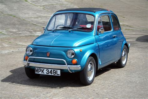 File:Fiat 500 Brooklands auto italia 2006.jpg - Wikimedia Commons