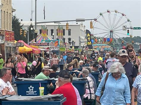 The downtown festival is in... - Peru Circus City Festival
