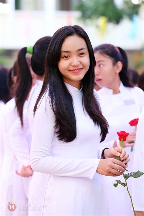 Hot girl Bảo Trân xinh xắn trong ngày khai giảng