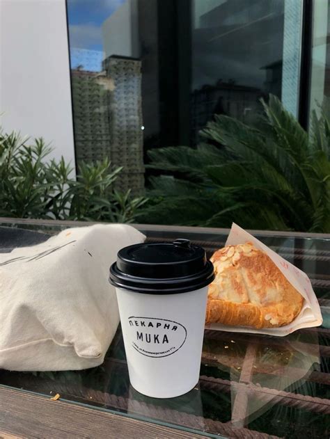 Миндальный круассан | Миндальный круассан, Пекарня, Круассан