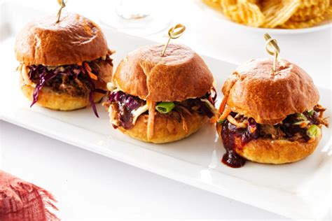 Easy Pulled Pork Sliders Savor The Best