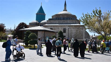 Mevlana M Zesi Bayram Tatilinde Bini A K N Ziyaret I A Rlad