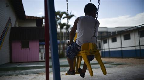 Mil Crian As E Adolescentes Vivem Em Abrigos No Brasil