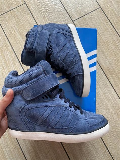 Кросівки снікери — ціна 600 грн у каталозі Кросівки Купити жіночі речі ...