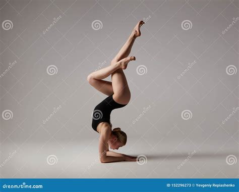 Beautifull Flexible Blonde Girl Posing Gymnastics Stock Image CartoonDealer 152296357