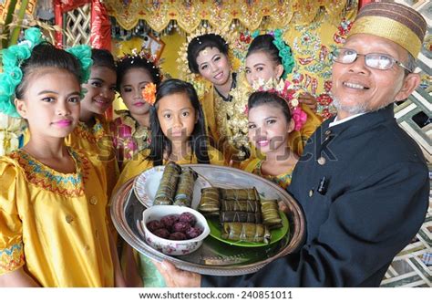 malaysia serving food sample images stock  vectors