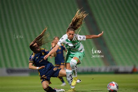 Priscila Padilla Defensa San Santos Vs Tigres Tar Mx