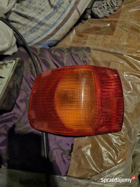 Sprzedam lampy tył do AUDI 80 B4 sedan Sadowne - Sprzedajemy.pl